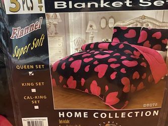 Blanket Pink And Black Hearts 3 Pcs Set W/ Pillow Cases