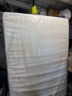 Twin mattress
