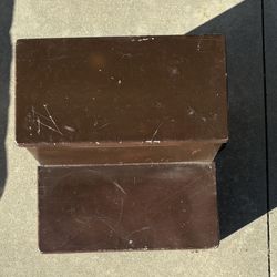 Wood footstool with storage compartment