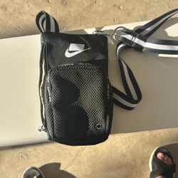 Nike Cross Body 