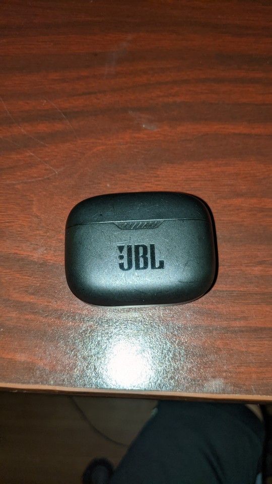 JBL Wireless Headphones 