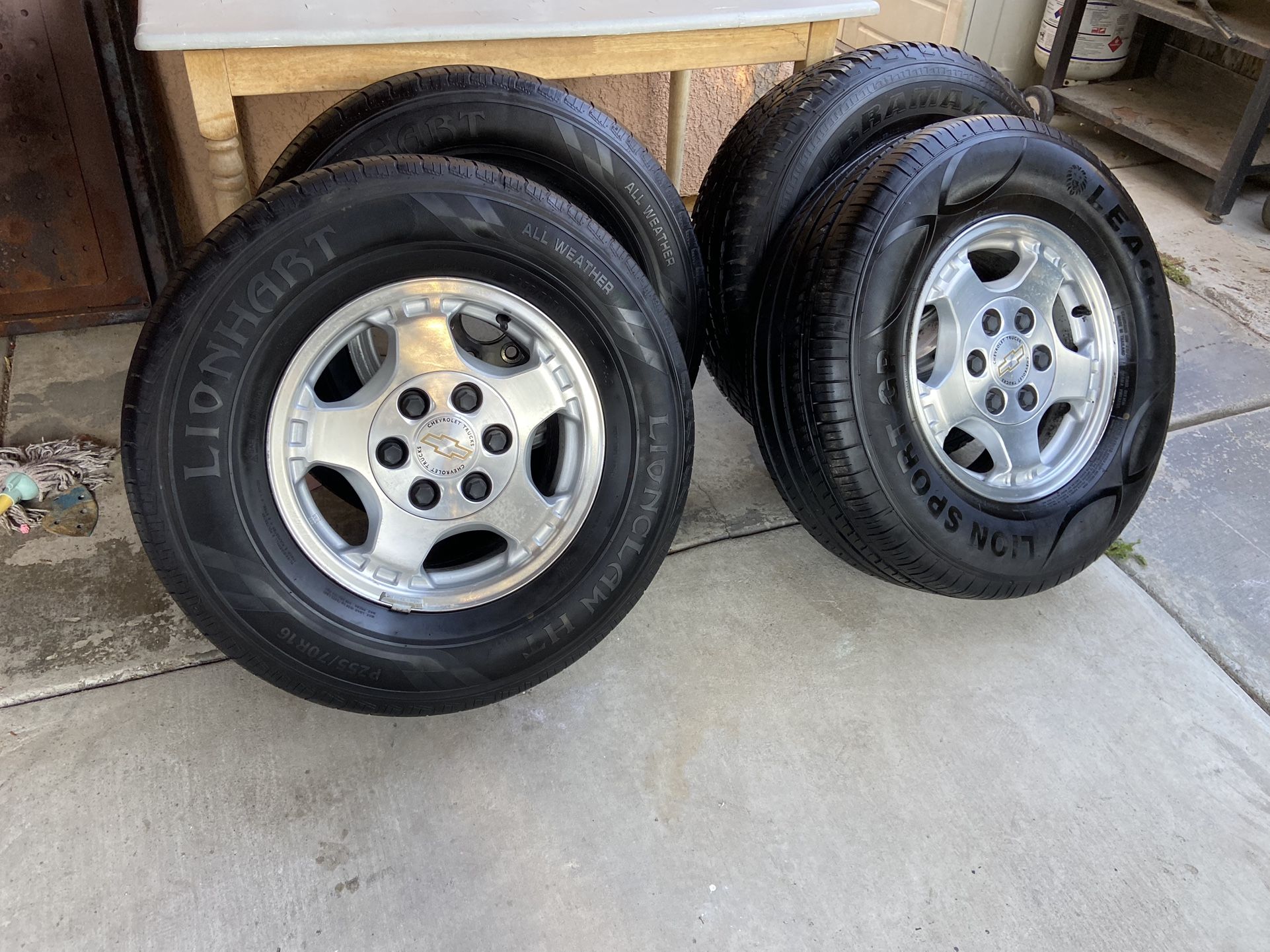255/70/16 Silverado Wheels 6 Lug