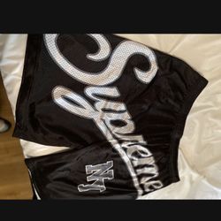 Supreme NY Shorts 