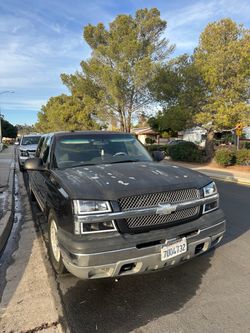 Chevrolet Silverado 2005 Oem Hood