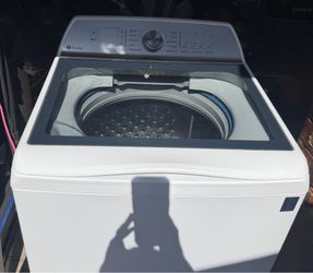 GE Profile Smart Washer – Only 2 Years Old