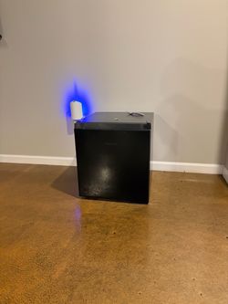 Mini fridge moving sale