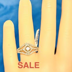 Engagement/ Anniversary/ Fashion Ring NATURAL DIAMONDS 18 K Gold 💝DAY SALE -65%  FIND ANOTHER AT THIS PRICE ILL GIVE IT $500 LESS  