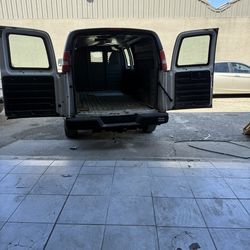 2017 Chevy van 3500