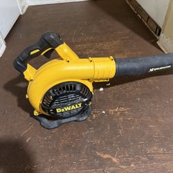 Sopladora Dewalt XRBrushless Le Falta La Batería 