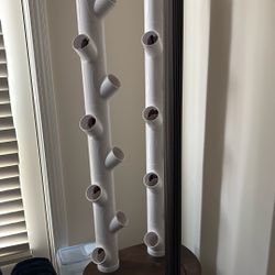 Gardyn Studio Smart Indoor Garden – Excellent Condition