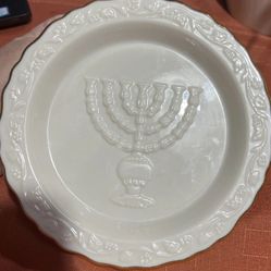 Rare Vintage Judaica Lenox Raised Menorah 6 3/8" Plate / Dish with 24K Gold Rim