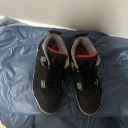 Jordan 4s