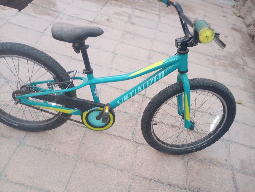 Bicicleta Para Niña En Buenas Condiciones