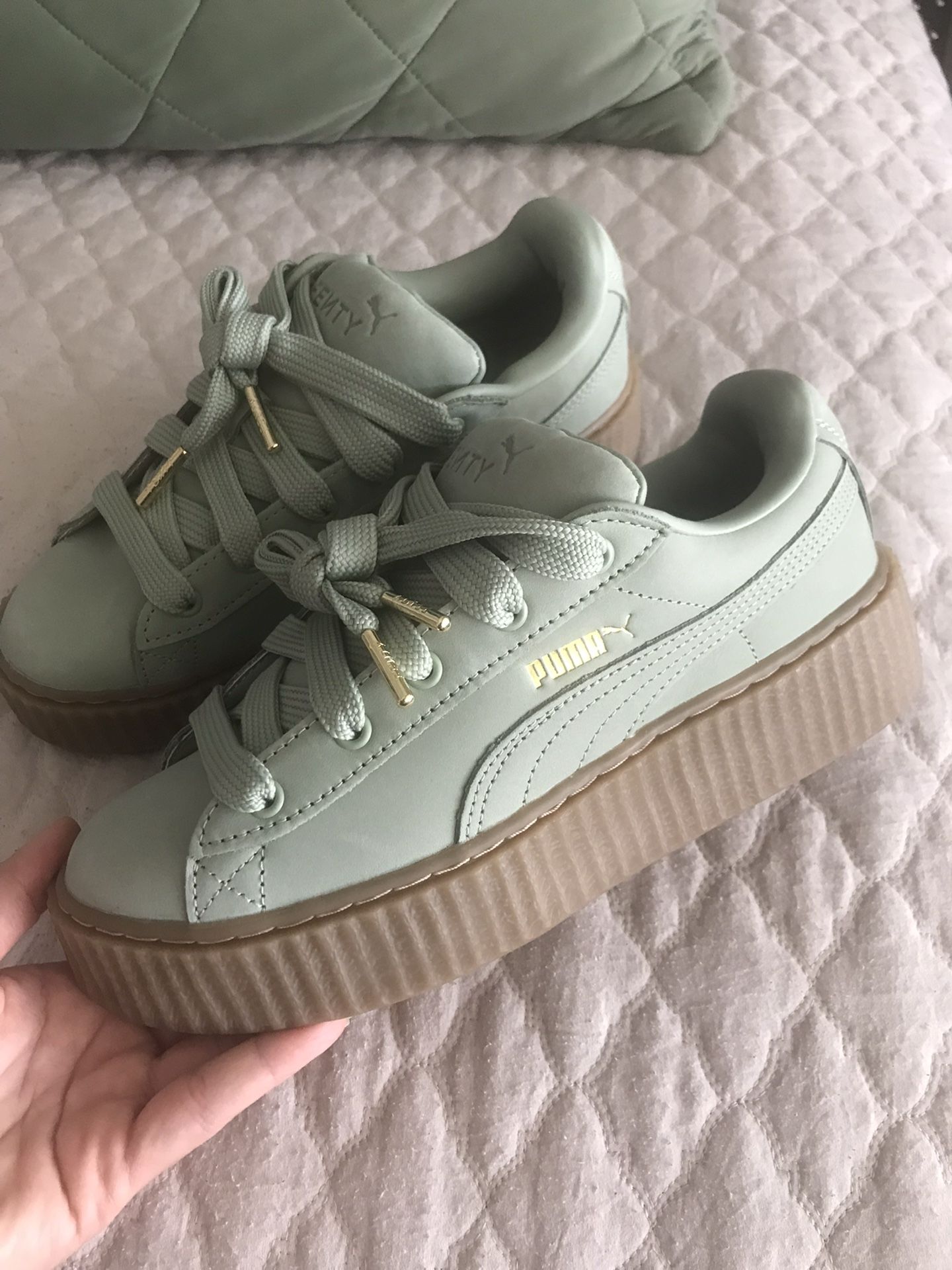 FENTY CREEPERS SIZE 8 Womens