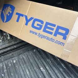 Tyger Tunnel Cover For Toyota Truck
