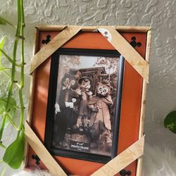 Walt Disney World Beveled Cherry Picture Frame 4 × 6