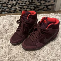 Authentic Nike sky high Wedge Shoe