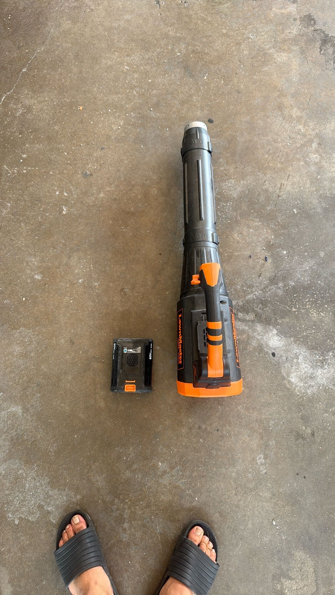 Leaf Blower 60V With Battery (No Charger)