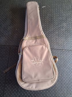 Taylor soft guitar case