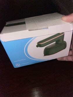 Mini iron with steamer