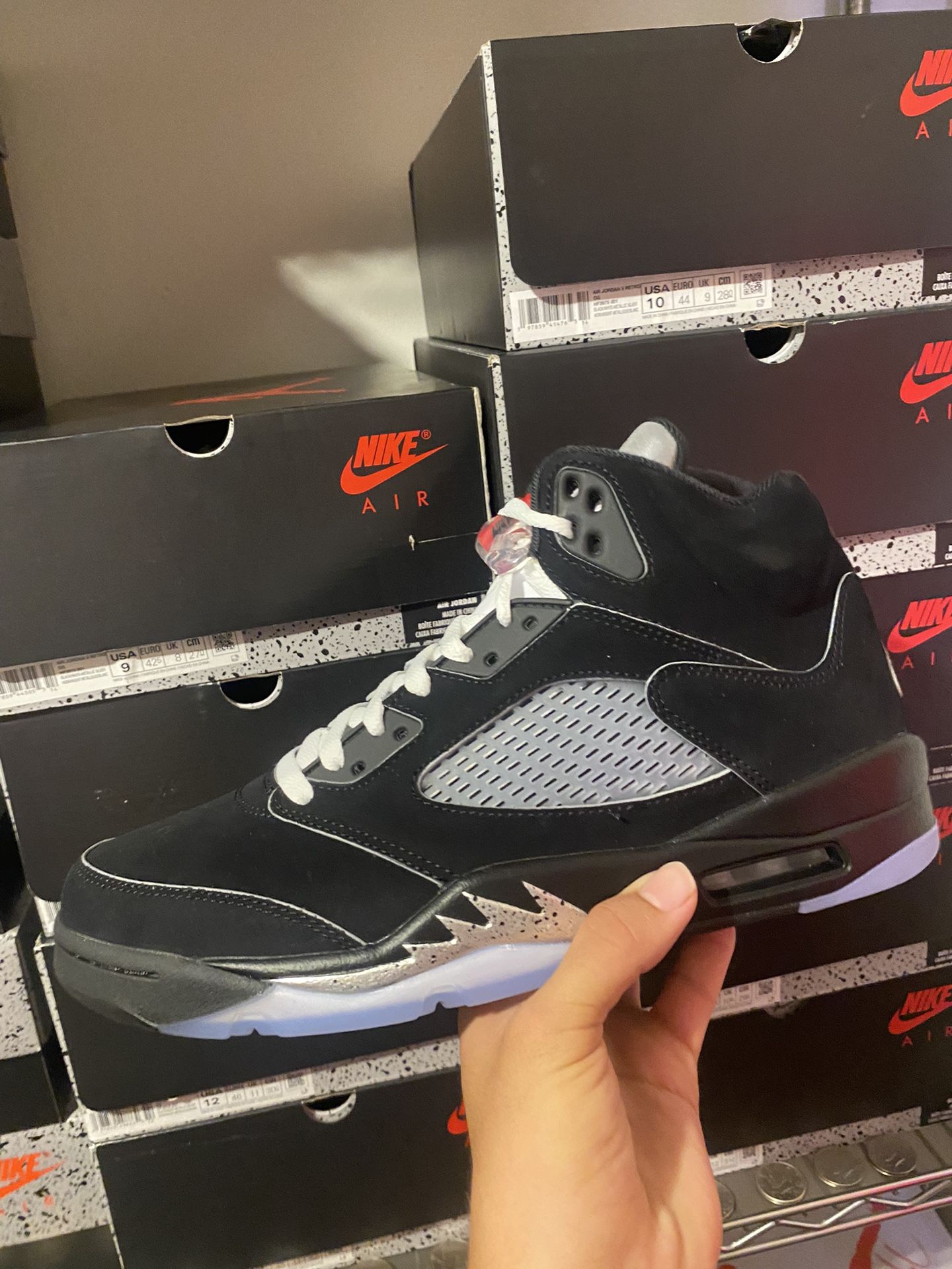 Jordan 5 Retro OG Black Metallic Reimagined