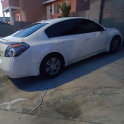 2011 Nissan Altima