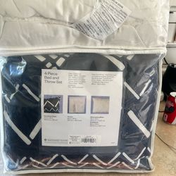 4 pcs bed & throw set twin XL