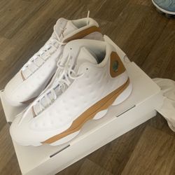 10.5 Air Jordan Retro 13