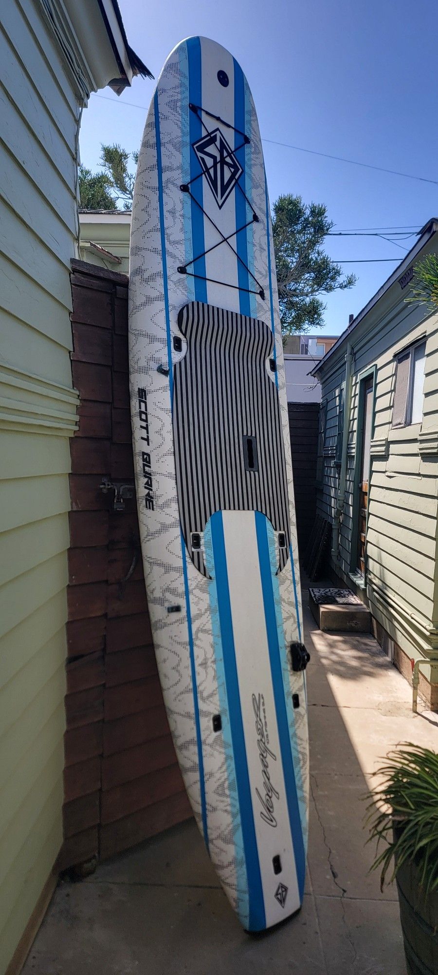 Stand Up PADDLEBOARD - 10'6