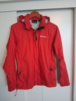 Men's Marmot rain windbreaker jacket. Medium