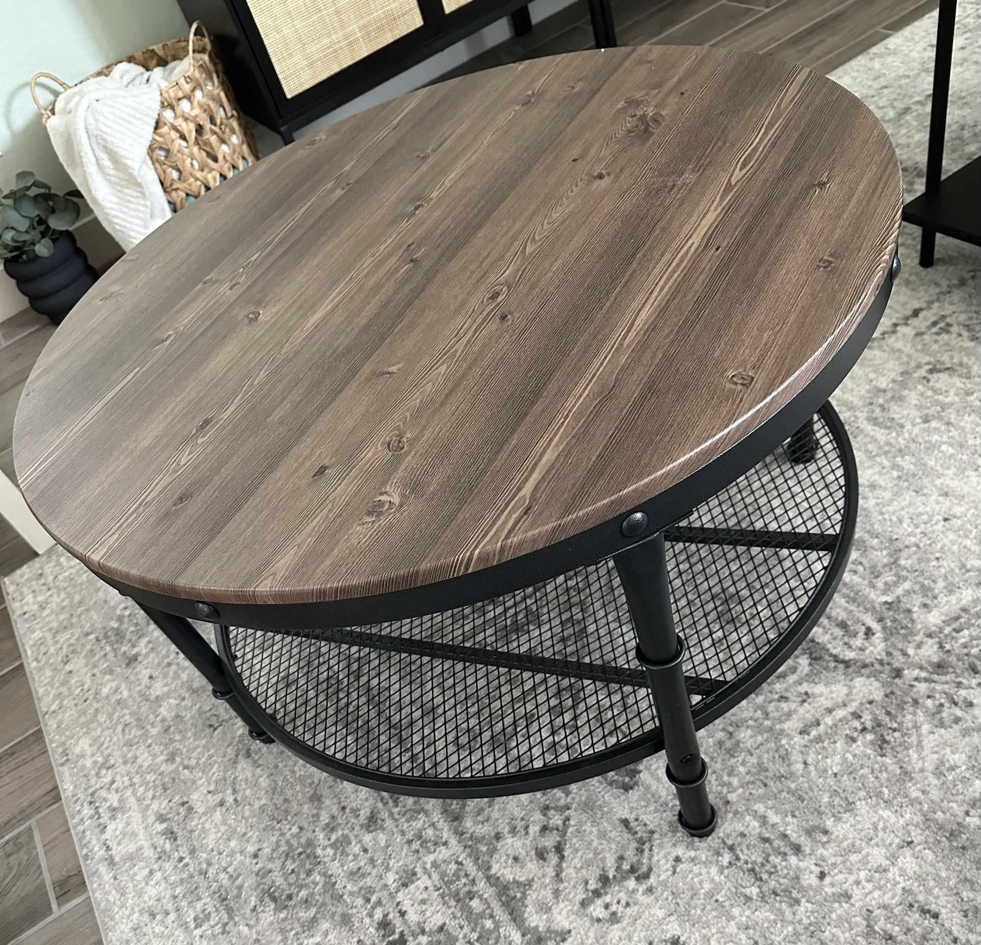 Round Wood/Metal Coffee Table for Sale in Mesa, AZ OfferUp