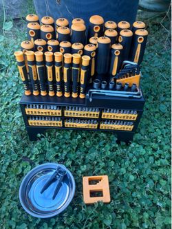 Set de herramienta /desarmadores 121 piezas NUEVO/NEW