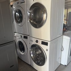 LG Washer And Electric Dryer He King Size Capacity 4.5&7.4 Cuft