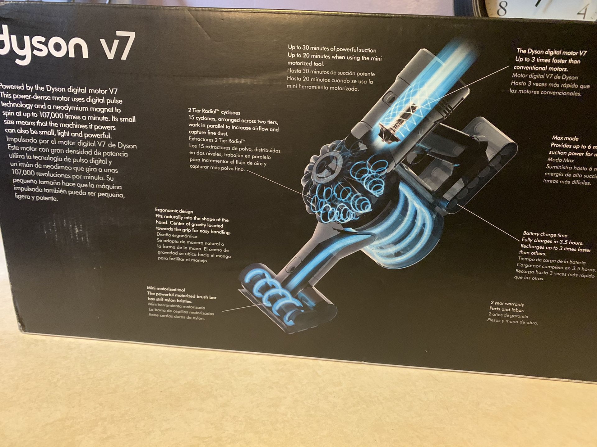 New in box Dyson V7 Trigger Cordless Handheld Vacuum