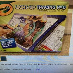 Crayola Light Up Tracing Pad & Case