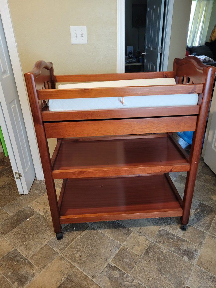 Changing Table With Changing Pad 