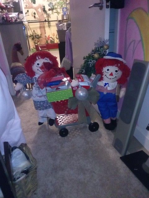 Raggedy Ann And Andy CHRISTMAS SHOP