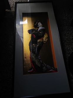 hand crafted geisha model