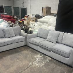 Macys Brand Sofa And Loveseat $550