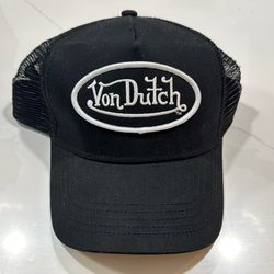 Von Dutch Hat NWT