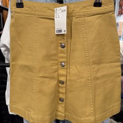 H&M Button Front Skirt – Size 0 – New With Tags