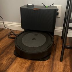 Roomba vacuum