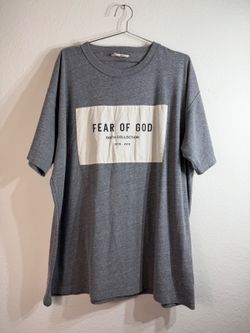 FEAR OF GOD Sixth Collection Box Logo Grey Gray T-Shirt Size XL
