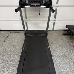 NordicTrack T 6.5 S Treadmill – Like New Condition