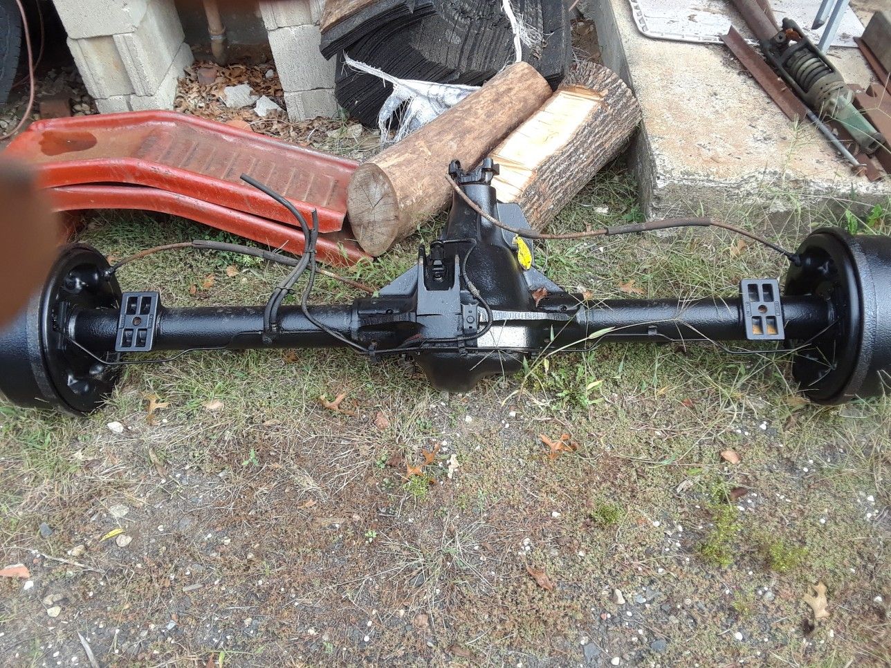 Dana 70 HD rear end axle 4.10 gearing for Sale in Bristol, CT OfferUp
