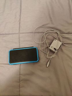 New Nintendo 2DS XL with Charger