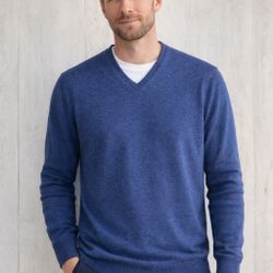Black Brown 1826 Extra Fine Merino Wool V-Neck Sweater Men’s Medium Royal Blue