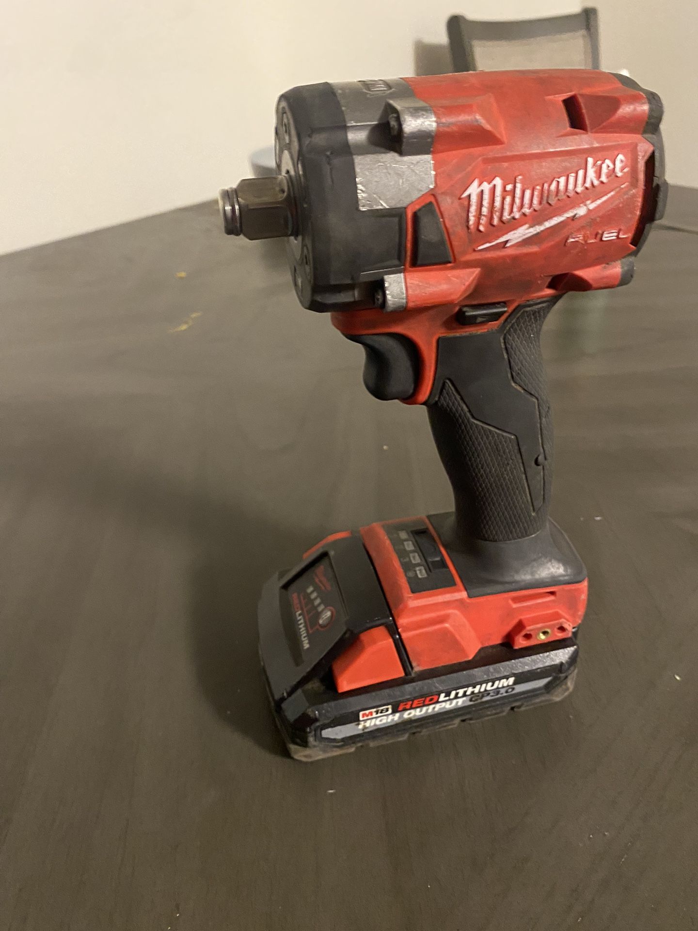 1/2” Impact 230lbs Of Torque 3- Speeds