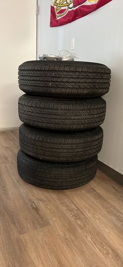 4 Tires, 821 Miles on them Thumbnail