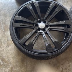 28’in Rims And Tires